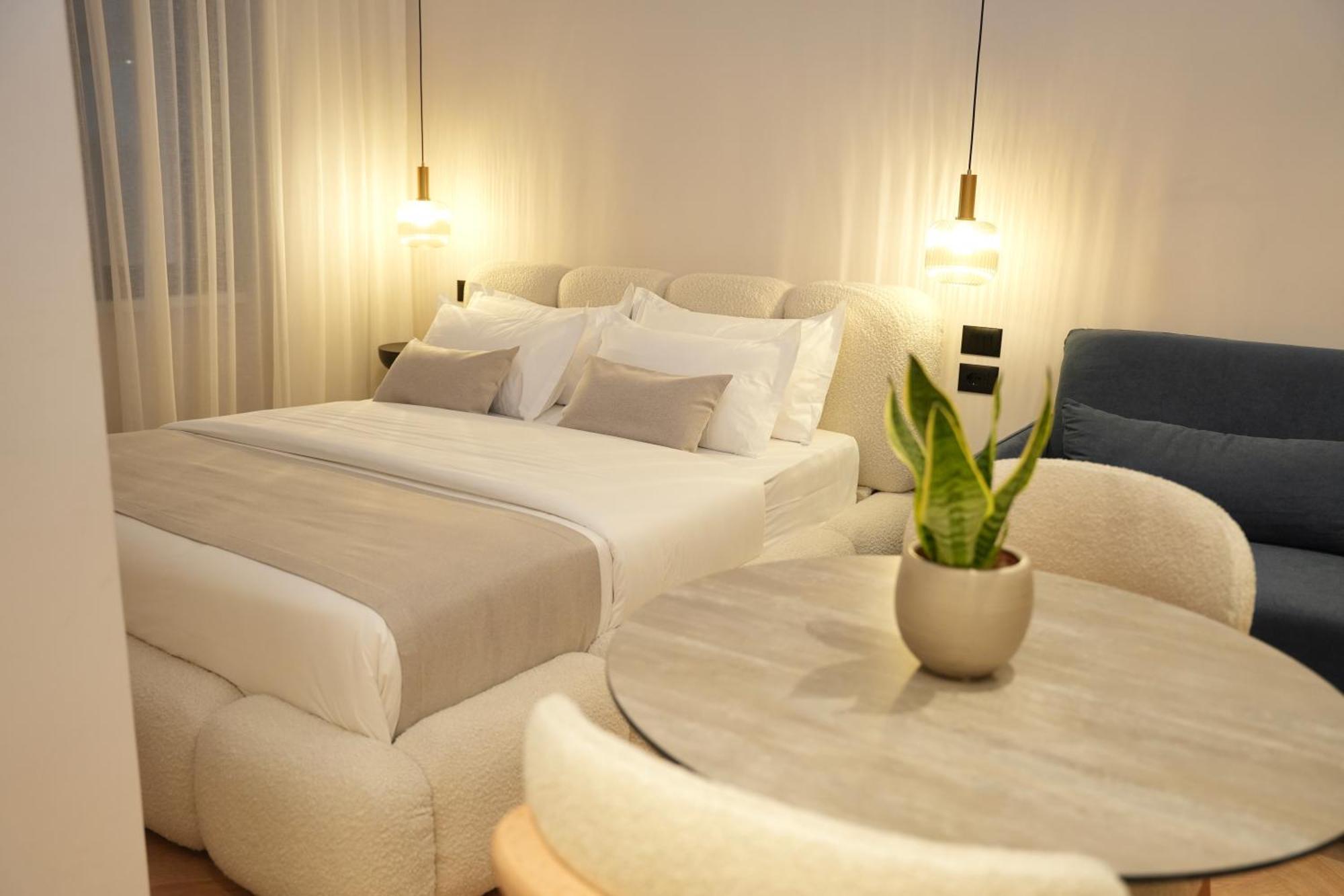 Nea Deluxe Apart-Hotel Tiranë Eksteriør bilde